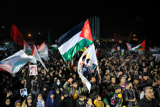 اجتماع مردمی «این المنتقم» در میدان فلسطین مشهد