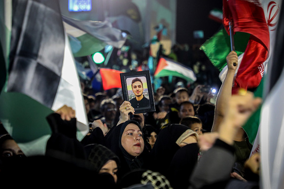 اجتماع مردمی «این المنتقم» در میدان فلسطین مشهد