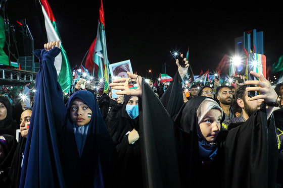 اجتماع مردمی «این المنتقم» در میدان فلسطین مشهد