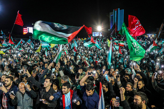 اجتماع مردمی «این المنتقم» در میدان فلسطین مشهد