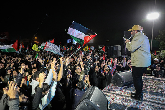 اجتماع مردمی «این المنتقم» در میدان فلسطین مشهد