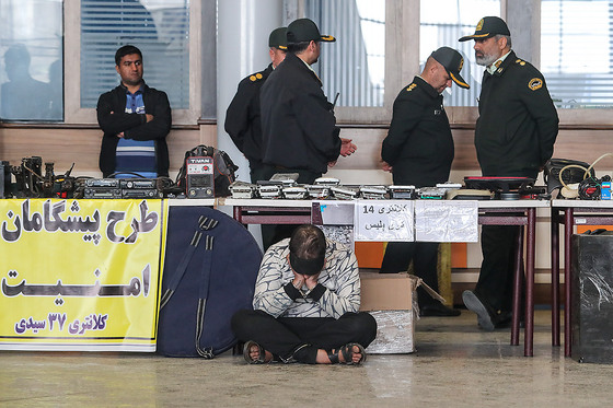 نمایشگاه کشفیات پلیس در طرح 