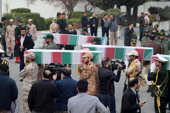 ورود پیکر مطهر ۱۲ شهید گمنام به مشهد