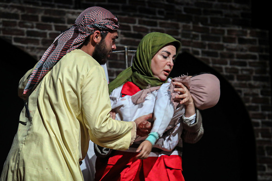 نمایش آئینی «ام زهرا»