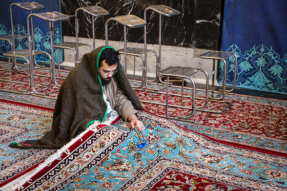 آیین معنوی اعتکاف در حرم امام رضا (ع)