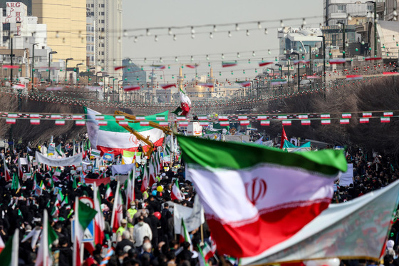 راهپیمایی 22 بهمن در مشهد