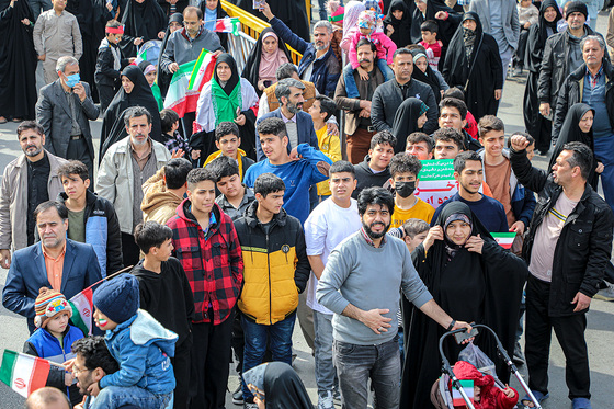راهپیمایی 22 بهمن در مشهد - 3