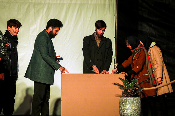 نمایش کمدی « کو رای مو؟ »