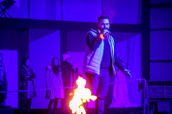 نمایش کمدی « کو رای مو؟ »