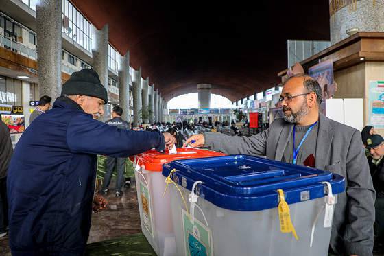انتخابات «مجلس» و «خبرگان رهبری» در مشهد -2