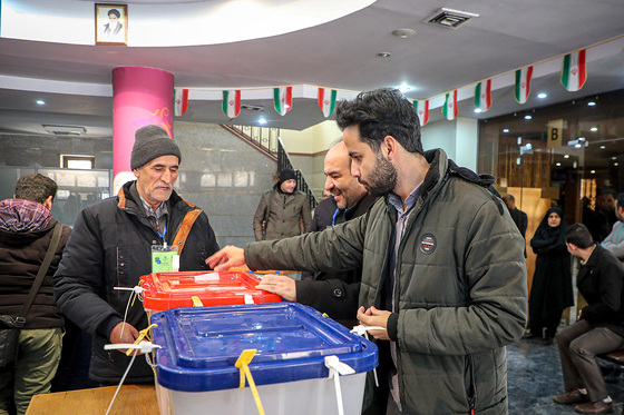 حضور هنرمندان در انتخابات 11 اسفند