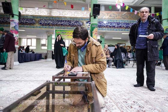 انتخابات «مجلس» و «خبرگان رهبری» در مشهد -3