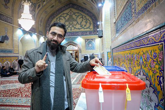 آخرین ساعات رای گیری انتخابات در مشهد مقدس