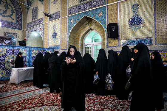 آخرین ساعات رای گیری انتخابات در مشهد مقدس