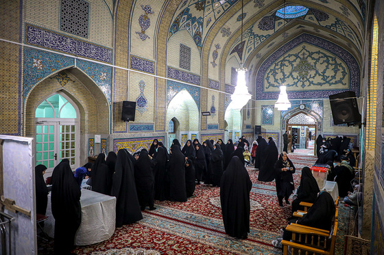 آخرین ساعات رای گیری انتخابات در مشهد مقدس