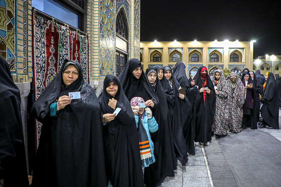 آخرین ساعات رای گیری انتخابات در مشهد مقدس