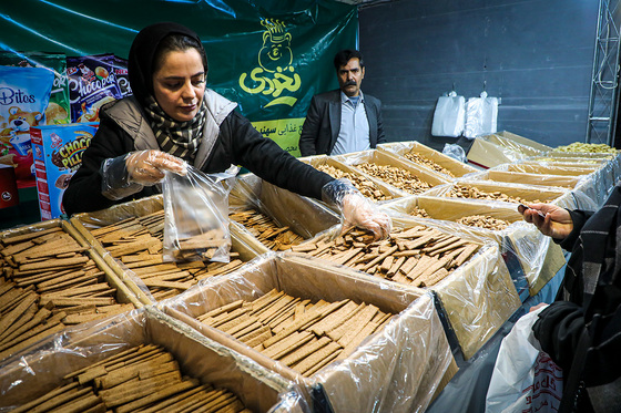 نمایشگاه فروش بهاره و عرضه مستقیم کالا