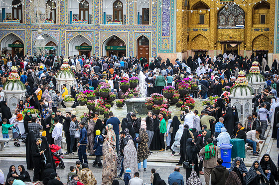 تحویل سال ۱۴۰۳ در حرم مطهر امام رضا (ع) و خیابان‌های منتهی به حرم