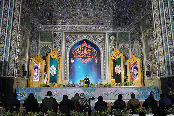 مراسم احیاء شب ۱۹ ماه رمضان در حرم مطهر رضوی