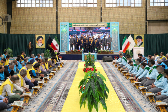 محفل انس با قرآن در زندان مرکزی مشهد