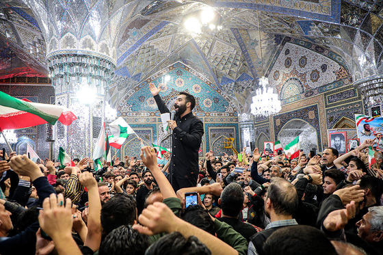 اجتماع مردمی «وعده صادق» در حرم مطهر رضوی