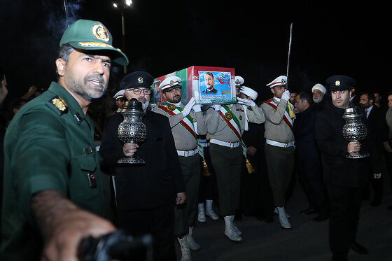 استقبال از پیکر شهید امیر عبدالهیان در مشهد
