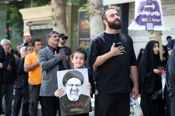 تشییع پیکر رئیس‌جمهور و شهدای خدمت در مشهد - 2