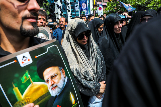 استقبال و تشییع پیکر رئیس‌جمهور و شهدای خدمت در مشهد - 4