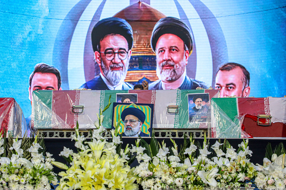 استقبال و تشییع پیکر رئیس‌جمهور و شهدای خدمت در مشهد - 4
