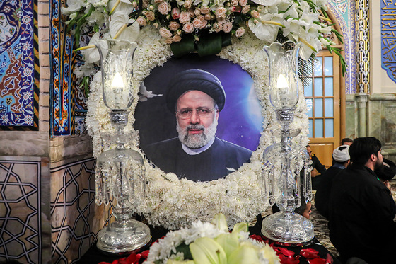 مراسم بزرگداشت شهدای خدمت در حرم مطهر رضوی