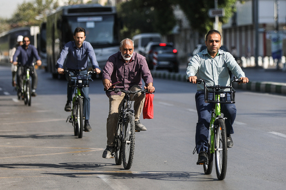 همایش دوچرخه سواری در مشهد