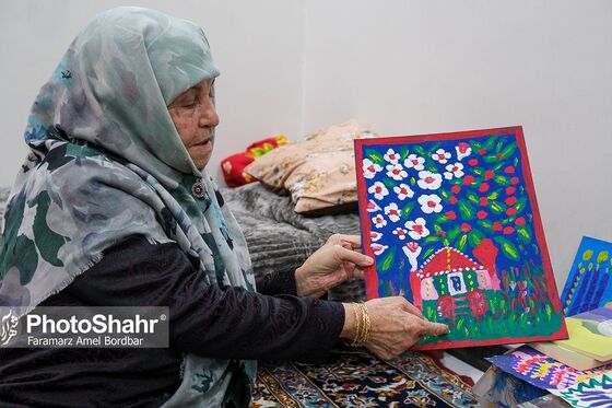 زهرا نعمتی نقاش «خودآموخته» 80 ساله مشهدی