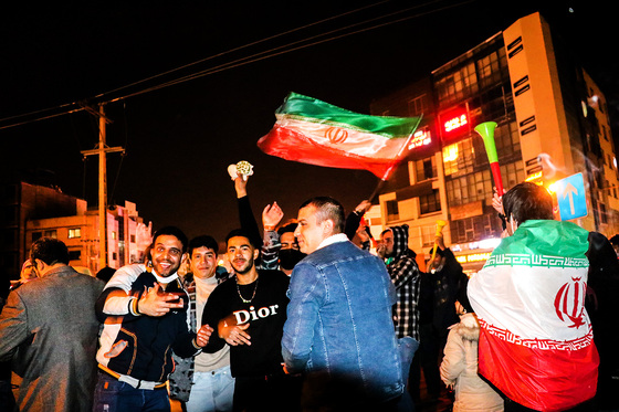 شادی مردم مشهد پس از صعود تیم ملی ایران به جام جهانی 2022