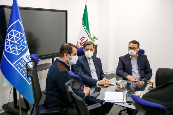 بازدید سخنگوی وزارت امور خارجه از کارخانه نوآوری شهرداری مشهد