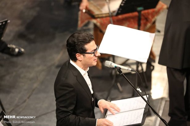 کنسرت آنلاین همایون شجریان به مناسبت عید فطر+فیلم و عکس