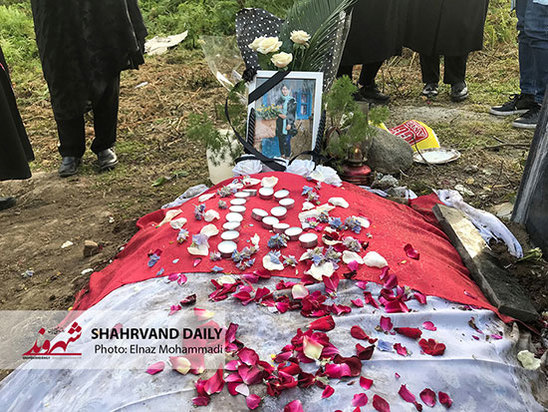 مراسم هفتم رومینا اشرفی با حضور اهالی روستا+تصاویر