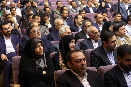 گزارش تصویری | رونمایی از الواح باستانی دوره هخامنشیان با حضور رئیس جمهور