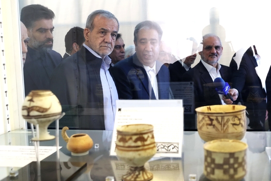 گزارش تصویری | رونمایی از الواح باستانی دوره هخامنشیان با حضور رئیس جمهور