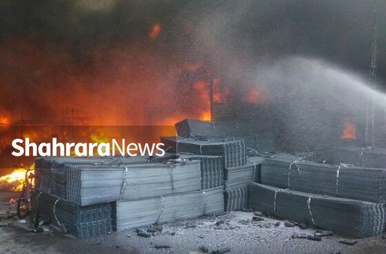 گزارش تصویری | عملیات اطفای حریق در بازار آهن شادآباد تهران