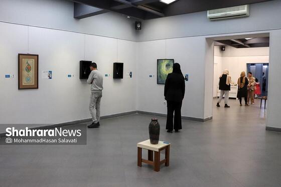 «رواق حافظ»؛ نمایشگاه گروهی هنرهای تجسمی در نگارخانه فردوسی مشهد + تصاویر