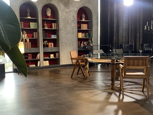 تصاویر جدید از پشت صحنه برنامه اکنون با اجرای سروش صحت