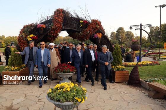 گزارش تصویری | جشنواره «طعم و رنگ پاییز ۱۴۰۳» در باغ مشهد