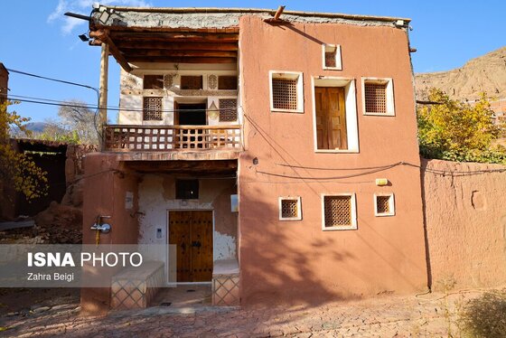 ایران زیباست | پاییز در روستای تاریخی ابیانه