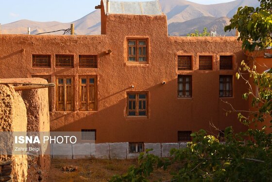 ایران زیباست | پاییز در روستای تاریخی ابیانه