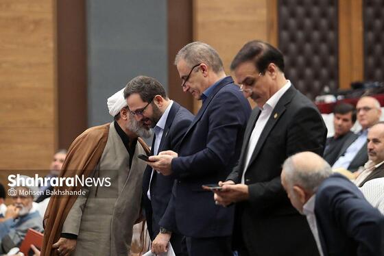 گزارش تصویری | بدرقه پیکر شهید گمنام دفاع مقدس در همایش سالیانه بسیجیان در مشهد