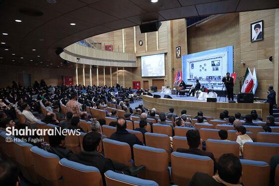 گزارش تصویری | رونمایی از کتاب «سه خواهرون»