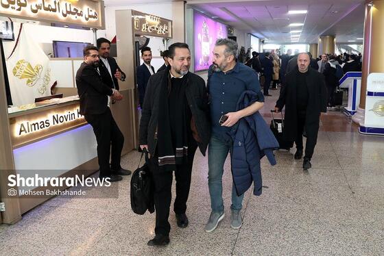 گزارش تصویری | استقبال از تیم ستارگان ۹۸ در فرودگاه مشهد