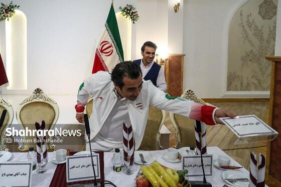 گزارش تصویری | نشست استاندار خراسان رضوی با اعضای تیم ملی ۹۸