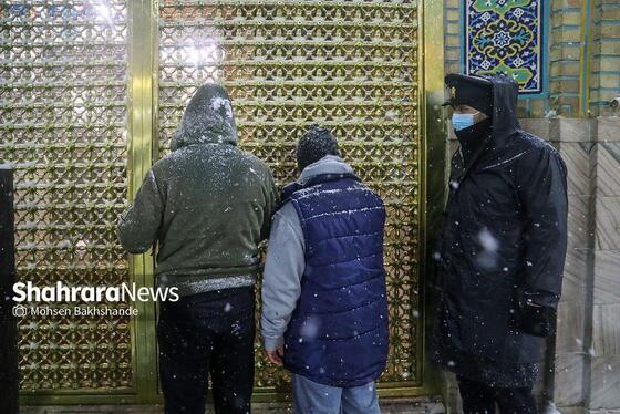 گزارش تصویری | جلوه‌های زییایی از بارش برف پاییزی در مشهد