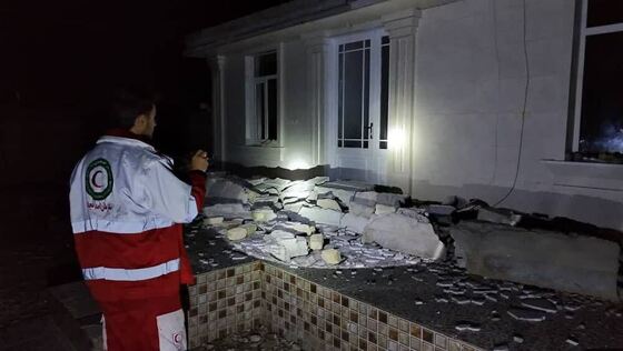 زلزله نسبتا شدید در جنوب استان بوشهر، فارس را هم لرزاند + تصاویر(۱۷ دی ۱۴۰۳)